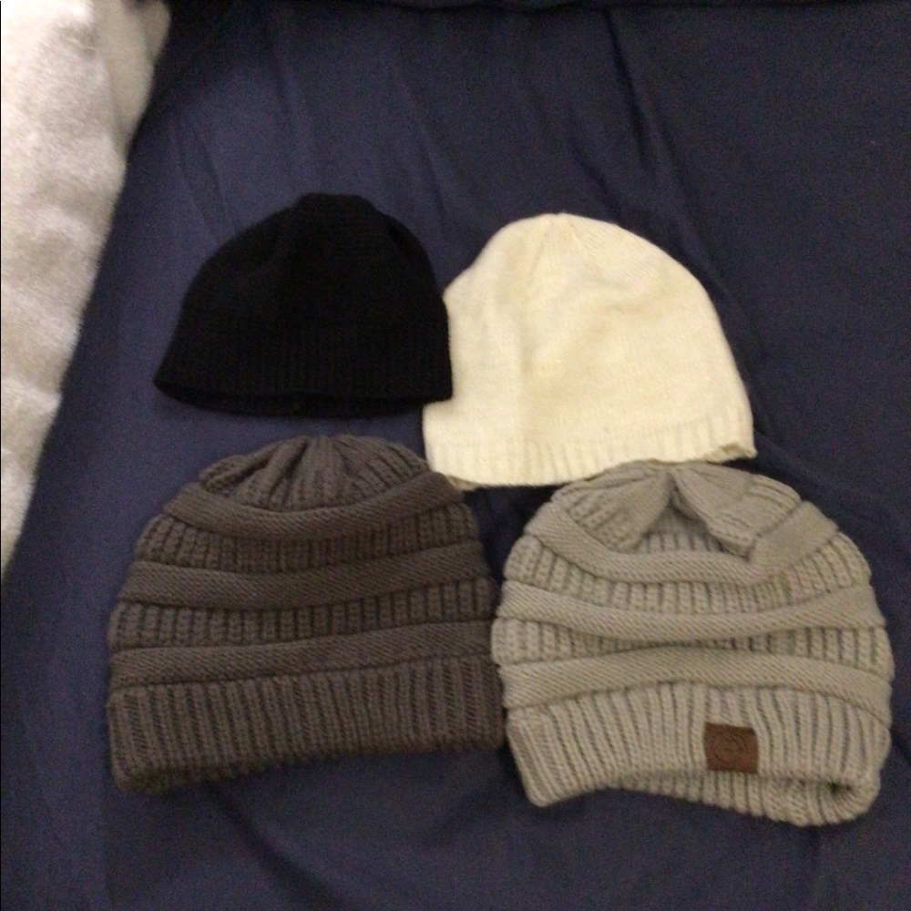 4 small beanies